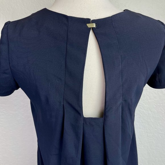 H&M ~ Blue Dress with Keyhole Closure ~ Size 2 - Picture 3 of 6